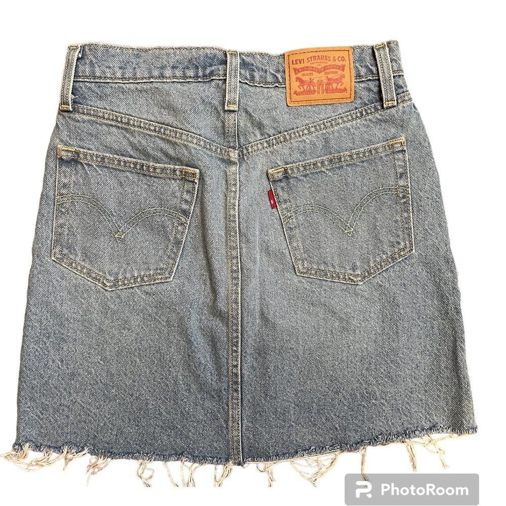 Levi’s Denim Mini Skirt - Picture 4 of 9
